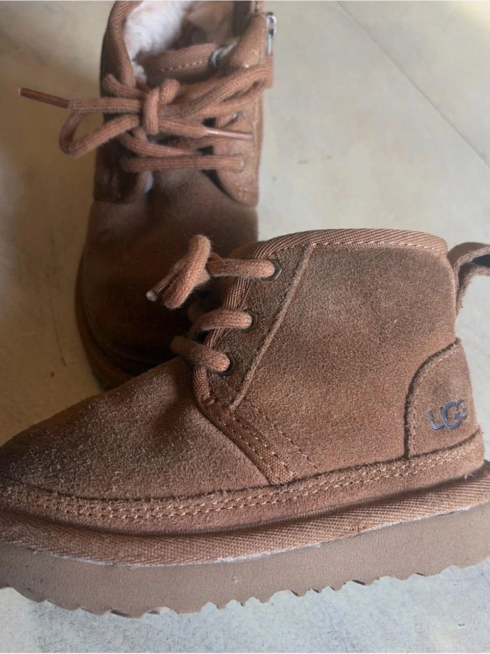 UGG neumel ii
